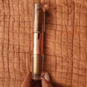 Revolution eye glisten liquid eyeshadow